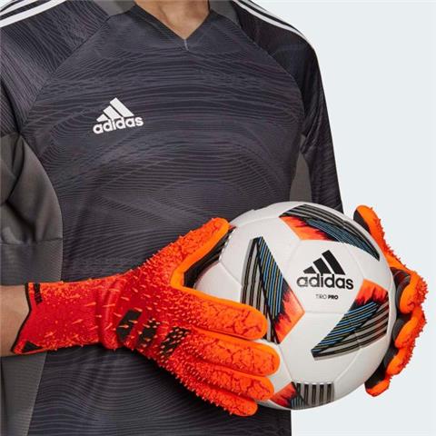 Shin Pads & Goalkeeper Gloves