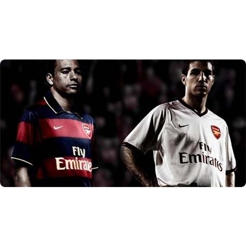 Arsenal Away Multi-Signed Shirt 2007/08 - Stock A/12