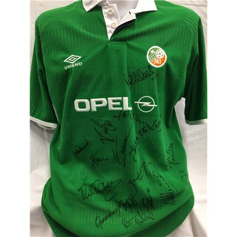 Ireland FAI Home Multi-Signed Shirt 2000/01 - Stock IRE2