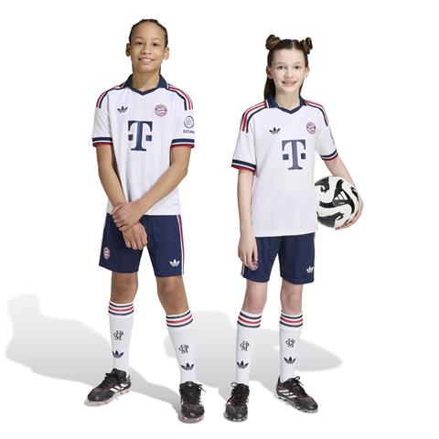 Adidas Bayern Munich Away Shorts 2026/27 JZ3074