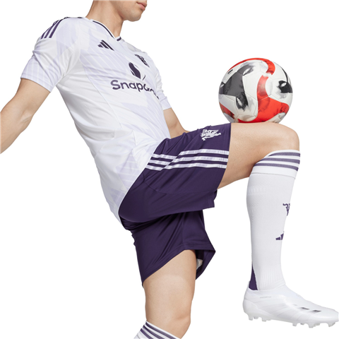 Adidas Manchester United Away Shorts 2025/26 KA5443
