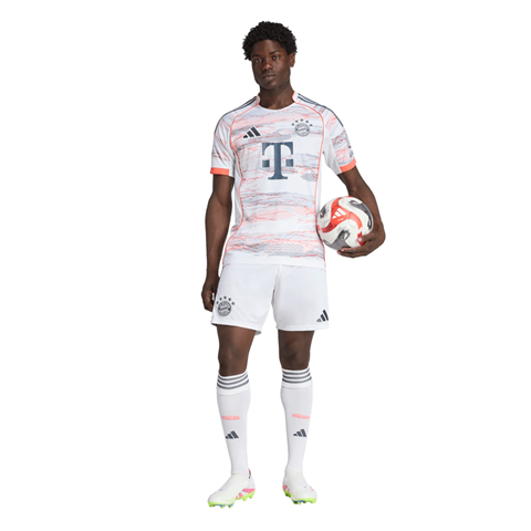 Adidas Bayern Munich Away Shorts 2025/26 KC5720