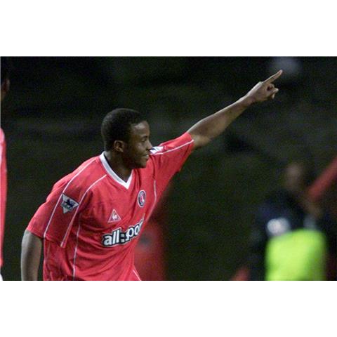 Charlton Athletic Multi-Signed Away Shirt 2002/03 - Stock C/1