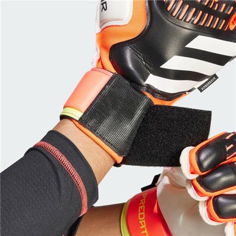 Adidas Predator Match Fingersave Goalkeeper Gloves IQ4037
